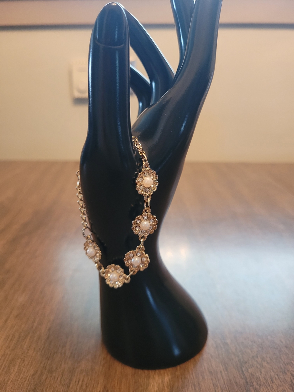 Liz Claiborne Gold-tone Pearl Flower Link Bracelet
